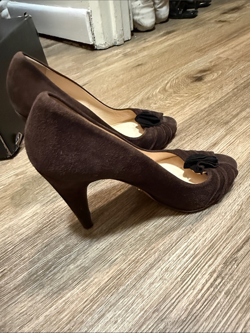 Classic Women's Suede Peep-Toe Pumps in Dark Brown